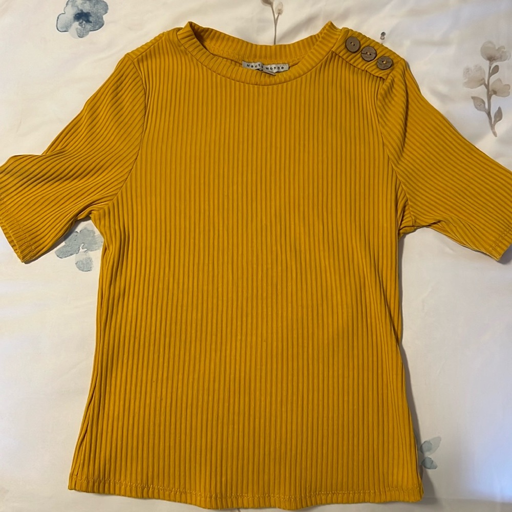 Haute Monde Ribbed Top w/ Button Details